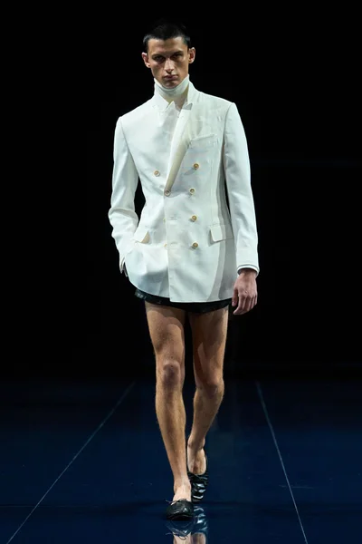 Look 6